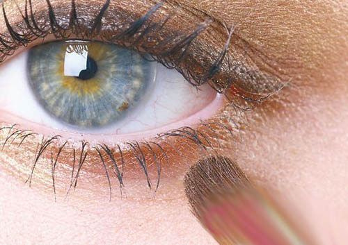 夏季最性感的古铜金色眼部妆容的画法图片详解