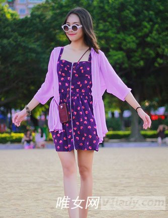 紫色的衣服要怎么搭配比较好看？
